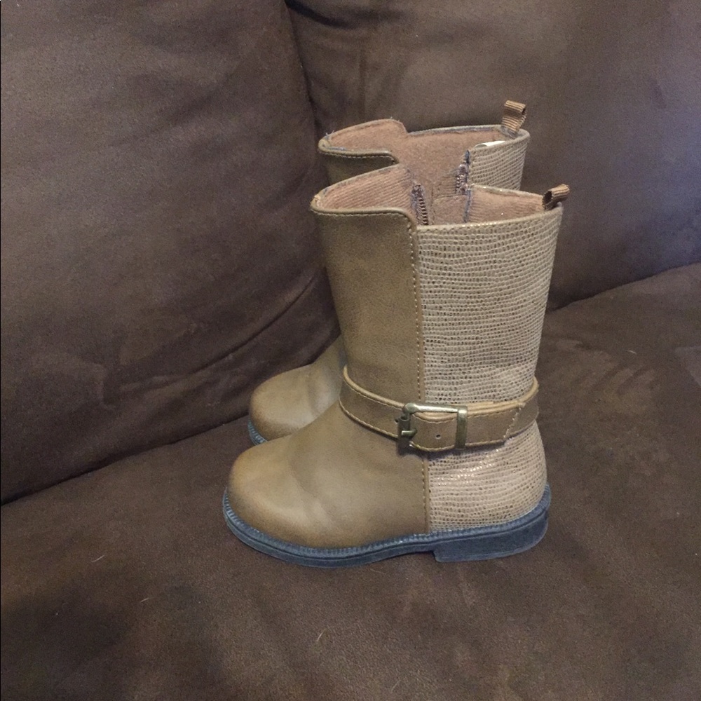 Brown toddler fall boots